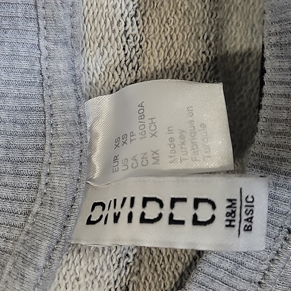 Divided Women's Sweatshirt Size XS - Picture 2 of 7